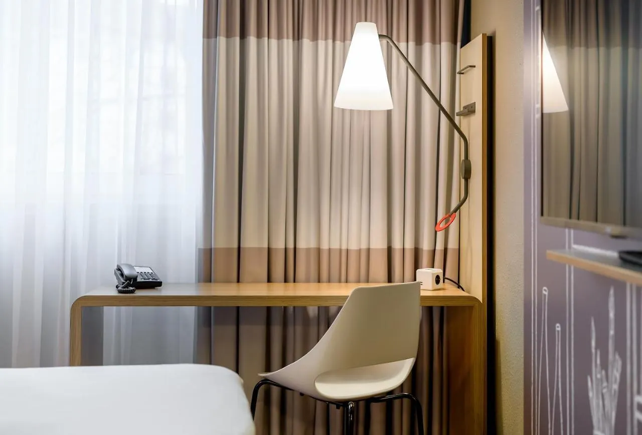 Ibis Nuernberg City Am Plaerrer 2*, Nuremberg Germany